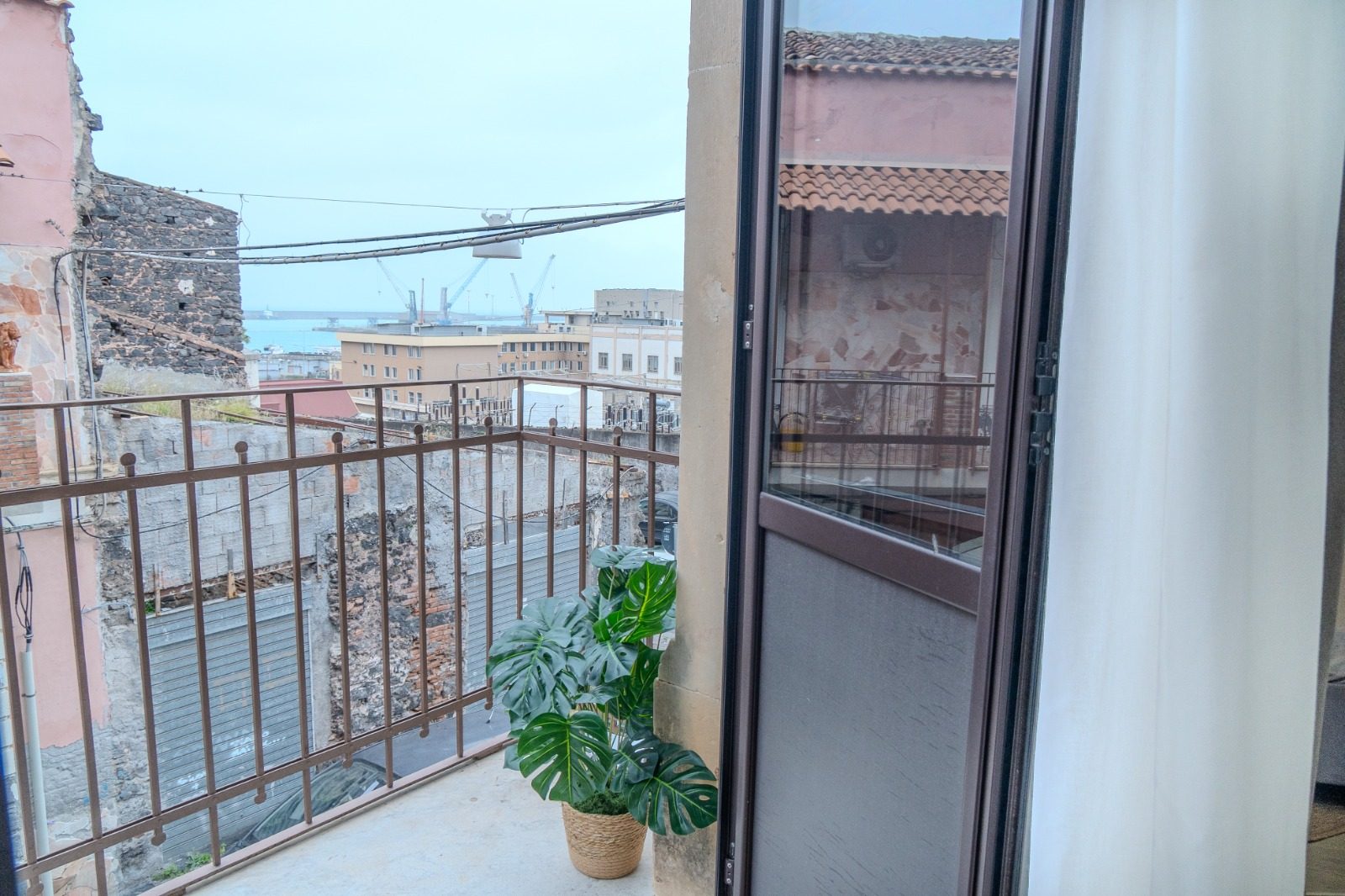 Balcone con vista Catania